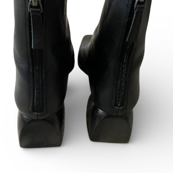 Paolo Sage Flared Heel Booties - Picture 3 of 9